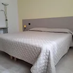 Borgo Barucchella Pensión *