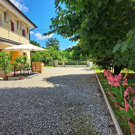 Borgo Barucchella *